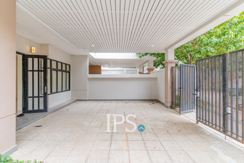 4 Bedroom Twin Villa For Rent -  Borey Peng Huoth The Star Diamond, Chak Angre Kraom, Phnom Penh