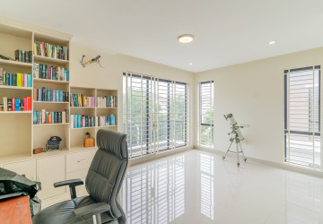 4 Bedroom Twin Villa For Rent -  Borey Peng Huoth The Star Diamond, Chak Angre Kraom, Phnom Penh thumbnail