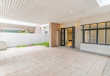 4 Bedroom Twin Villa For Rent -  Borey Peng Huoth The Star Diamond, Chak Angre Kraom, Phnom Penh thumbnail