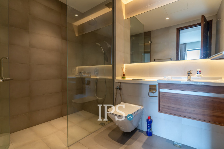 2 Bedroom Condo For Sale - Embassy Central, BKK1, Phnom Penh