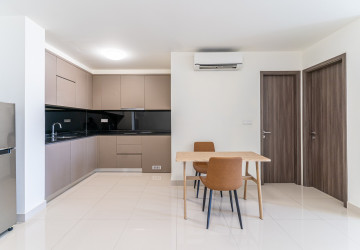 1 Bedroom Condo For Rent - The Peak, Tonle Bassac, Phnom Penh thumbnail