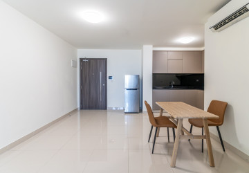 1 Bedroom Condo For Rent - The Peak, Tonle Bassac, Phnom Penh thumbnail
