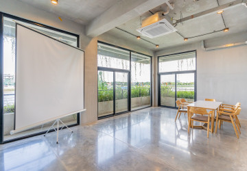 37.5 Sqm Office Space For Rent - Tonle Bassac, Phnom Penh thumbnail