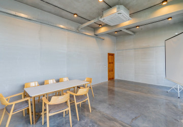 37.5 Sqm Office Space For Rent - Tonle Bassac, Phnom Penh thumbnail
