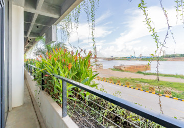 37.5 Sqm Office Space For Rent - Tonle Bassac, Phnom Penh thumbnail