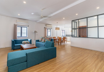 Duplex Renovated 5 Bedroom Apartment For Rent - Tonle Bassac, Phnom Penh thumbnail