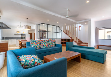 Duplex Renovated 5 Bedroom Apartment For Rent - Tonle Bassac, Phnom Penh thumbnail