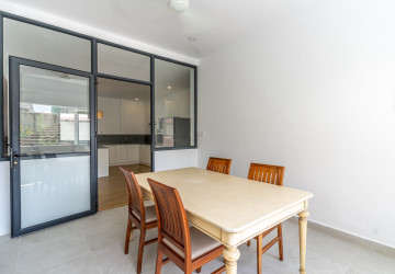 Duplex Renovated 5 Bedroom Apartment For Rent - Tonle Bassac, Phnom Penh thumbnail