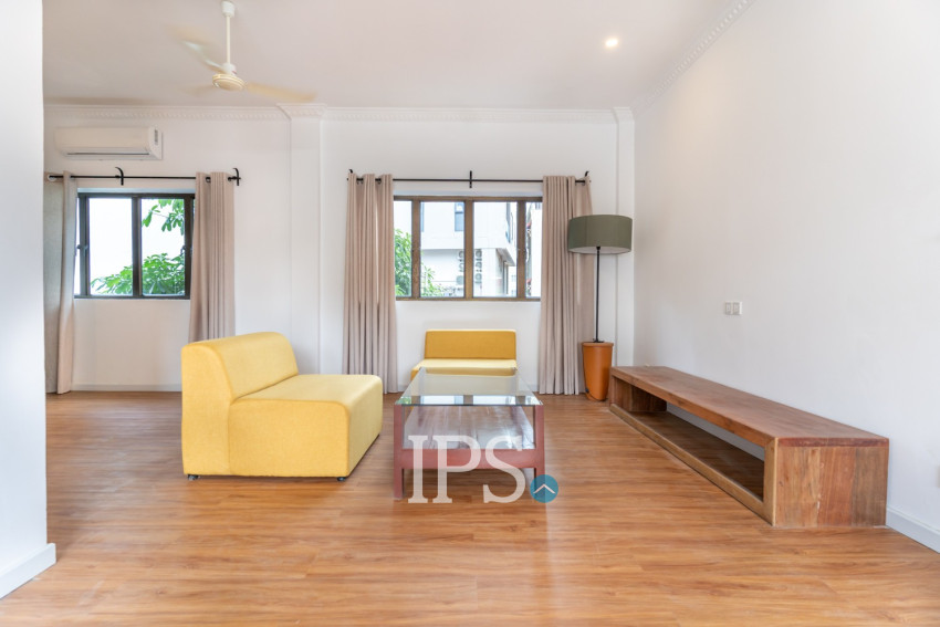 Duplex Renovated 5 Bedroom Apartment For Rent - Tonle Bassac, Phnom Penh