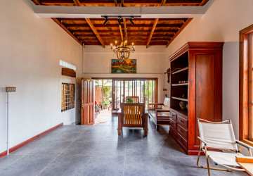 3 Bedroom Wooden Villa For Rent - Chreav, Siem Reap thumbnail