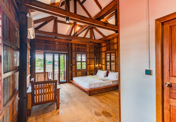 3 Bedroom Wooden Villa For Rent - Chreav, Siem Reap thumbnail