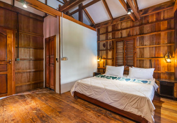 3 Bedroom Wooden Villa For Rent - Chreav, Siem Reap thumbnail