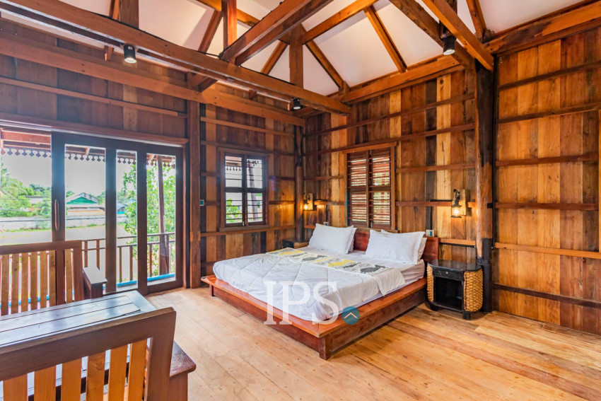 3 Bedroom Wooden Villa For Rent - Chreav, Siem Reap