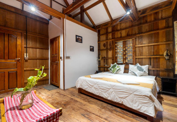 3 Bedroom Wooden Villa For Rent - Chreav, Siem Reap thumbnail