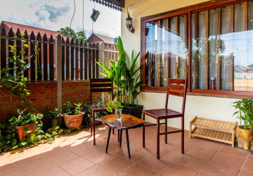 3 Bedroom Wooden Villa For Rent - Chreav, Siem Reap thumbnail