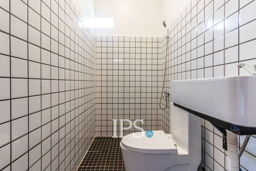 3 Bedroom Wooden Villa For Sale - Chreav, Siem Reap