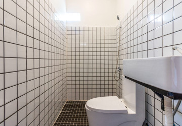 3 Bedroom Wooden Villa For Sale - Chreav, Siem Reap thumbnail