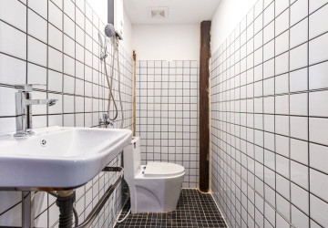 3 Bedroom Wooden Villa For Sale - Chreav, Siem Reap thumbnail