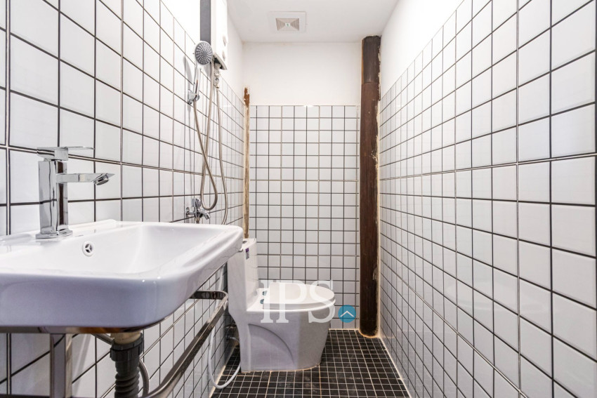 3 Bedroom Wooden Villa For Sale - Chreav, Siem Reap