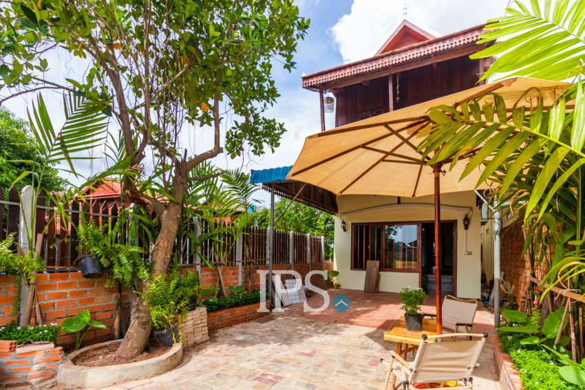 3 Bedroom Wooden Villa For Sale - Chreav, Siem Reap