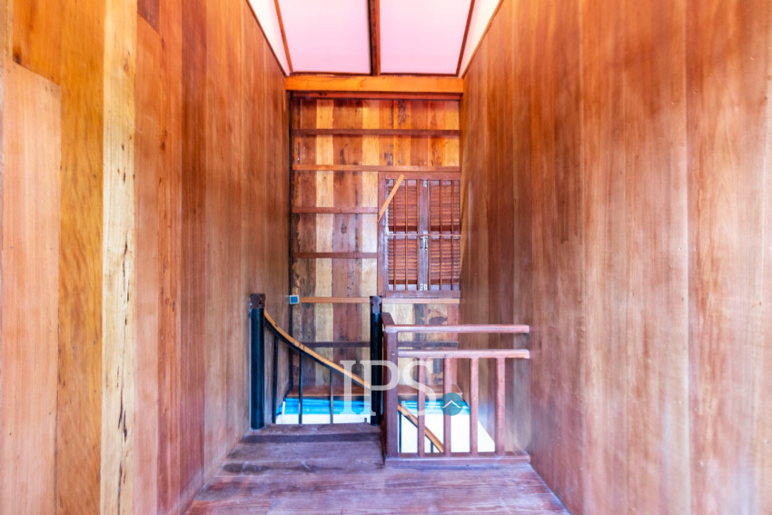 3 Bedroom Wooden Villa For Sale - Chreav, Siem Reap