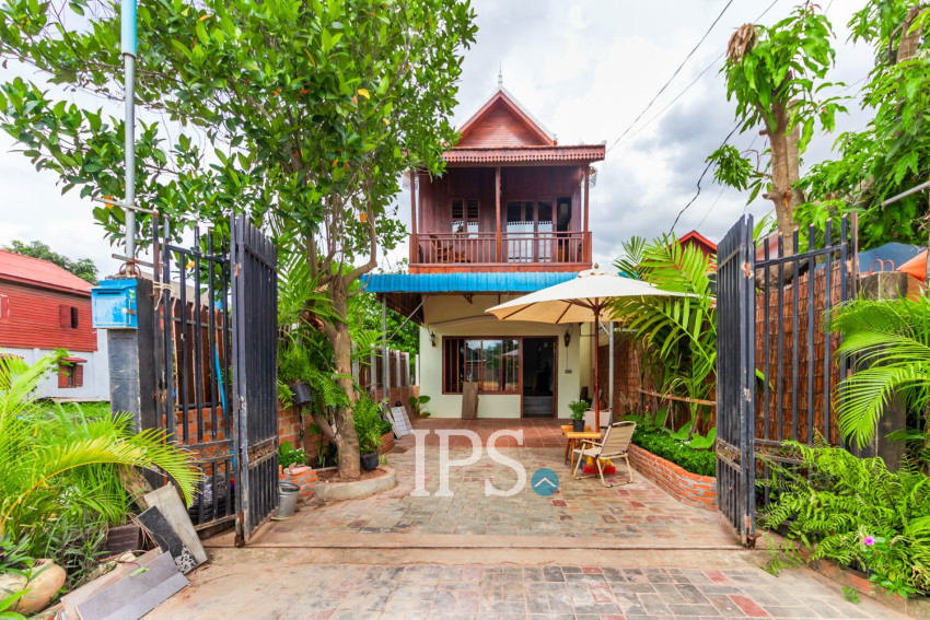 3 Bedroom Wooden Villa For Sale - Chreav, Siem Reap