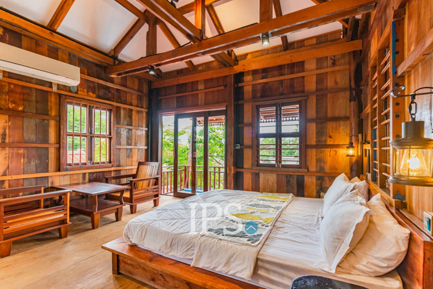 3 Bedroom Wooden Villa For Sale - Chreav, Siem Reap