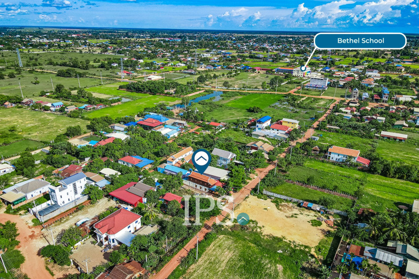 3 Bedroom Wooden Villa For Sale - Chreav, Siem Reap