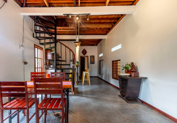 3 Bedroom Wooden Villa For Sale - Chreav, Siem Reap thumbnail