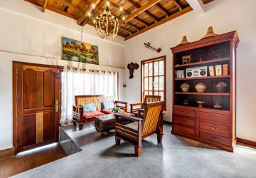 3 Bedroom Wooden Villa For Sale - Chreav, Siem Reap thumbnail