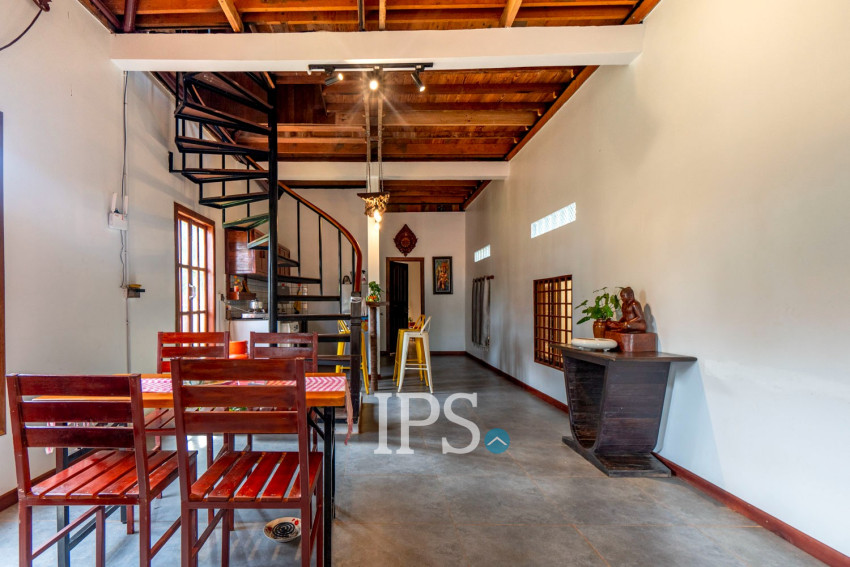 3 Bedroom Wooden Villa For Sale - Chreav, Siem Reap