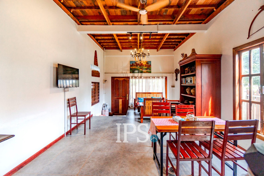 3 Bedroom Wooden Villa For Sale - Chreav, Siem Reap