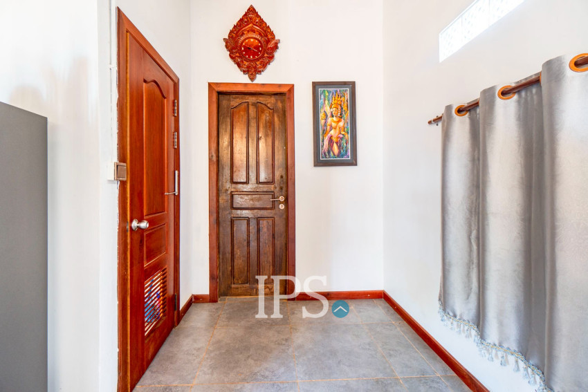 3 Bedroom Wooden Villa For Sale - Chreav, Siem Reap
