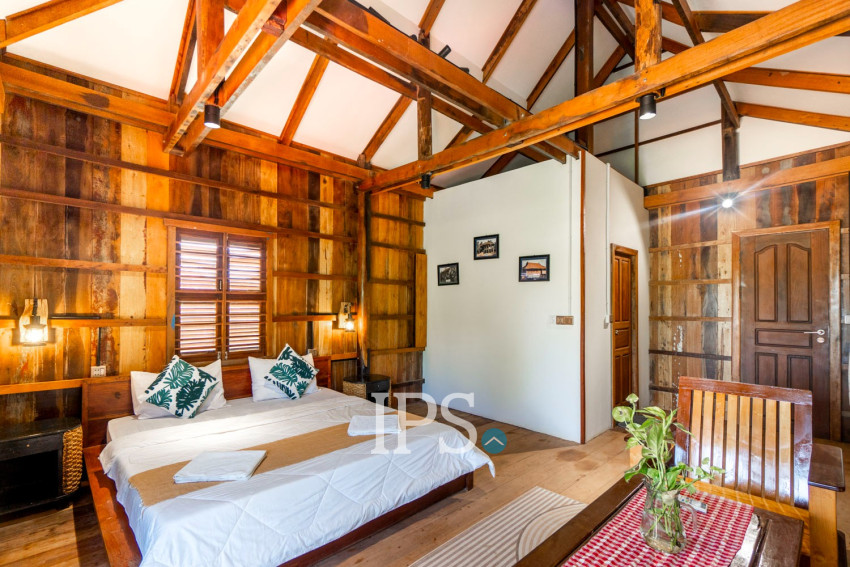 3 Bedroom Wooden Villa For Sale - Chreav, Siem Reap