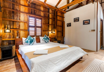 3 Bedroom Wooden Villa For Sale - Chreav, Siem Reap thumbnail