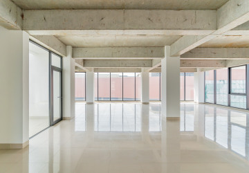 200 Sqm Office Space For Rent - Nirouth, Phnom Penh thumbnail