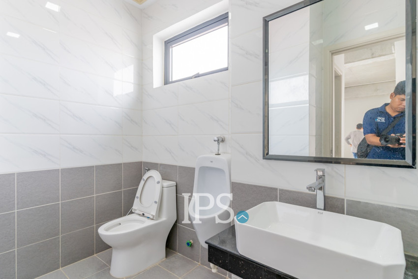 200 Sqm Office Space For Rent - Nirouth, Phnom Penh