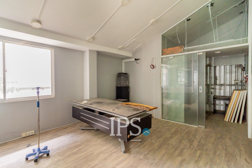 1,200 Sqm Warehouse For Rent - Toul Sangke 1, Phnom Penh