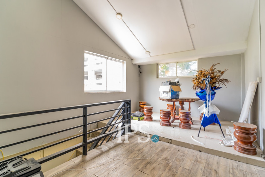 1,200 Sqm Warehouse For Rent - Toul Sangke 1, Phnom Penh