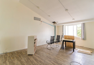 1,200 Sqm Warehouse For Rent - Toul Sangke 1, Phnom Penh thumbnail