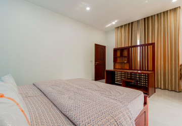 4 Bedroom House For Rent - Sala Kamreuk, Siem Reap thumbnail