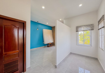 4 Bedroom House For Rent - Sala Kamreuk, Siem Reap thumbnail