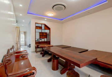 4 Bedroom House For Rent - Sala Kamreuk, Siem Reap thumbnail