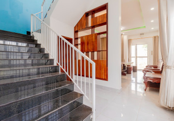 4 Bedroom House For Rent - Sala Kamreuk, Siem Reap thumbnail