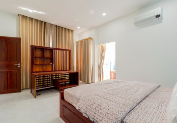 4 Bedroom House For Rent - Sala Kamreuk, Siem Reap thumbnail