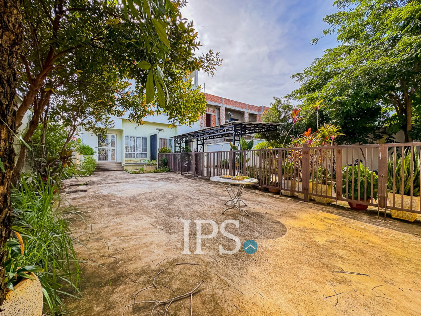 4 Bedroom House For Rent - Sala Kamreuk, Siem Reap