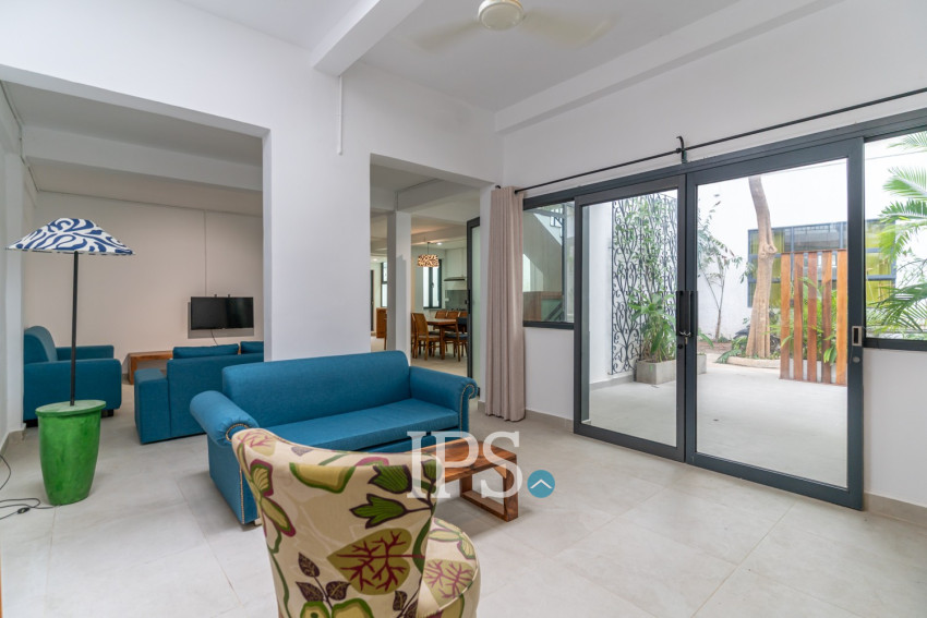Duplex 5 Bedroom Renovated Apartment For Rent - Tonle Bassac, Phnom Penh