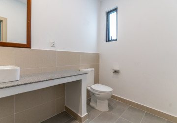 Duplex 5 Bedroom Renovated Apartment For Rent - Tonle Bassac, Phnom Penh thumbnail