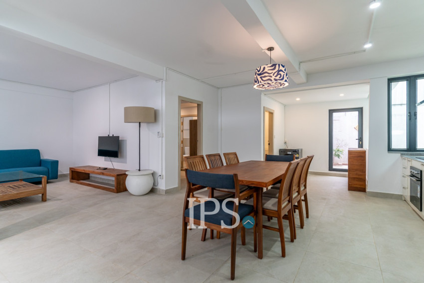 Duplex 5 Bedroom Renovated Apartment For Rent - Tonle Bassac, Phnom Penh