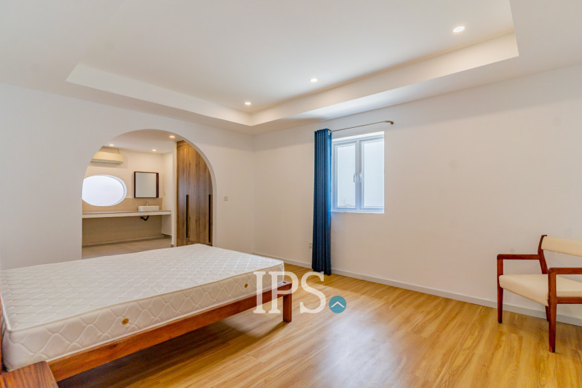 Renovated 3 Bedroom Apartment For Rent - Tonle Bassac, Phnom Penh